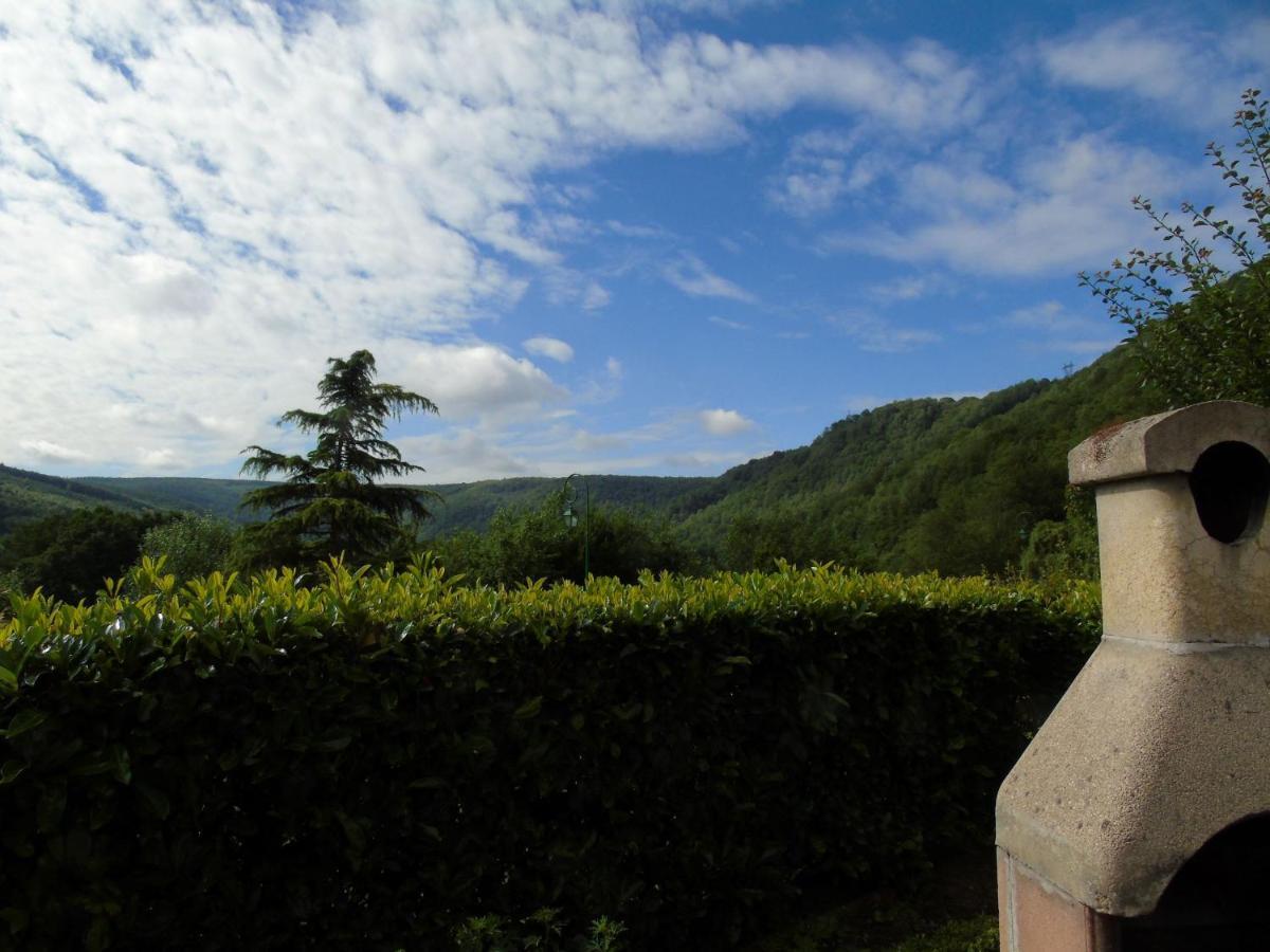 Maison L'Hirondelle Rustique A Tournavaux Luaran gambar