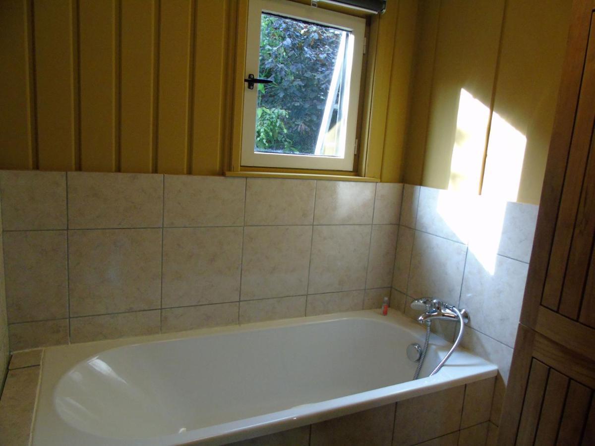 Maison L'Hirondelle Rustique A Tournavaux Luaran gambar